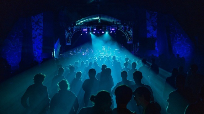 A Club Opera – „die tonight – live forever” • Treppenhausorchester