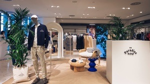 POP-UP BREUNINGER X THE PARADISE NOW