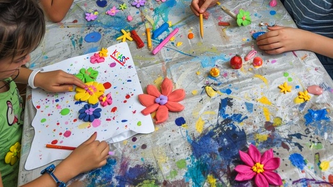 Modellieren mit Ofenknete | Polymer-Clay-Workshop für Kinder