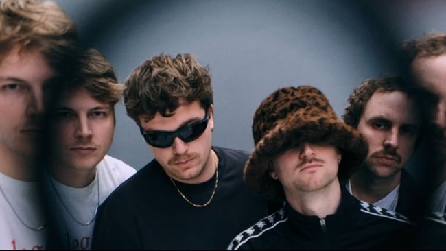 EASYEASY - "Alles so Leid World Tour 2026"