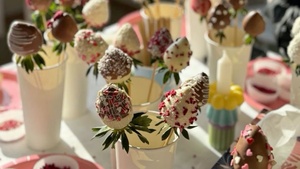 Strawberry Chocolate Workshop