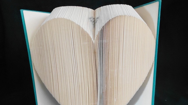 Alten Büchern neues Leben schenken - Buchfaltkunst | Ab 10 Jahren