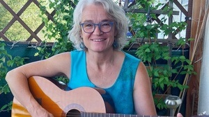 KulturCafé für Senior:innen – Angeleitetes Singen mit Regina Röhrl