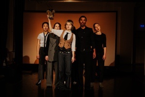 Occupy Houseclub! – Don’t Stop Us Now