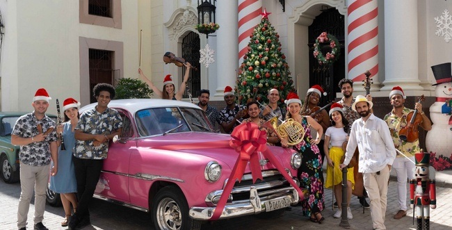 The Sarahbanda, Sarah Willis, Yuniet Lombida, Aylín Pino, Jorge Aragón, Carlos García, Adel González, Alejandro Aguiar