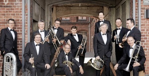 »Johann Strauss & Friends – Zum 200. Geburtstag des Walzerkönigs«