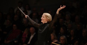 8ZEHN30 – Kurzkonzert