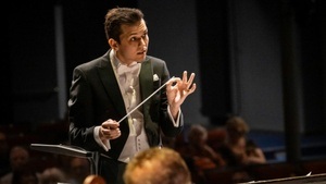 STAATSKAPELLE BERLIN & TIM FLUCH