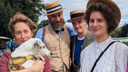 OSTEREVENT Riesenflohmarkt Trabrennbahn Karlshorst