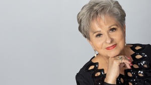 DAGMAR FREDERIC »Nein, ich bereue nichts!« Solo Konzert