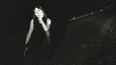 Lauren Lakis (Texas-Berlin / dreamgaze, alt. rock)+ Izzy Outerspace (Los Angeles / alt. rock, pop)
