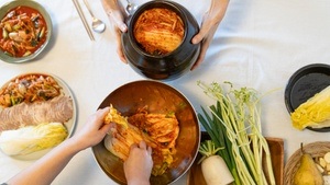 Kimchi Making & Feast with UM Berlin