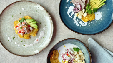 Ceviche y acompañamientos