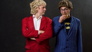 Zärtlichkeiten mit Freunden:  ALLES MUSS, NICHTS KANN