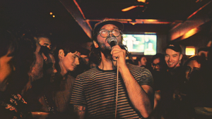 Comedy & New Friends: Impro Jam auf Deutsch