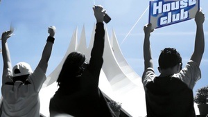 Wer erzählt die Zukunft? Wie junge Perspektiven Theater verändern