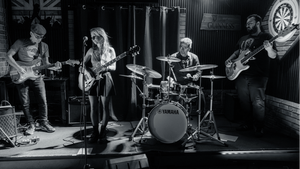 Indie Rock Live @ Alter Schwede Berlin with Blue Moon Sparks