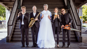 Die Gorillas - Hello Cello