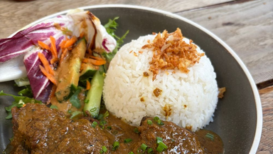 Nasi Padang: An Indonesian Banquet