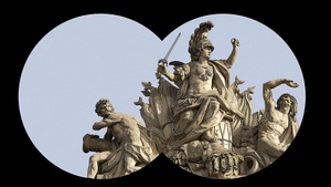 Von Drachen und Kronen: Mit dem Fernglas rund ums Zeughaus