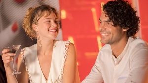 CRAFT YOUR LOVE - Valentinstag, Live Music, Dinner Menü & Cocktail Class