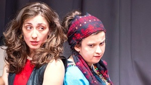 »Jeder hat sein eigenes Grab« – Theater