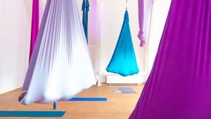 fl'AIR Yoga Restorative