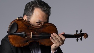 Tigran Maytesian ( Violin) Flying Sound: Klang.Emotion.Präzision