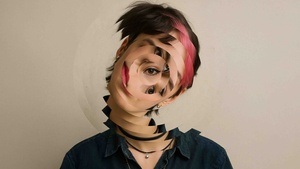 WIE KANN ICH DIR HELFEN, HABIBI?