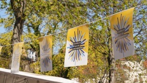 ETAK-Markt anlässlich der Europäischen Tage des Kunsthandwerks in Berlin am Ludwig-Beck-Platz