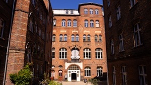 Noam Brusilovsky: Erich Mühsam in den Sophiensælen