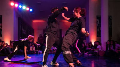 Club Oval  Crossover Dance Battle (für Tänzer*innen ab 16 Jahre)