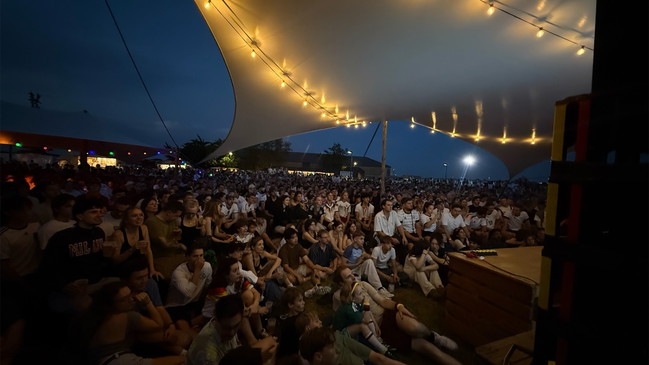 Biergarten Open Air Kino | ELVIS | Free Entry