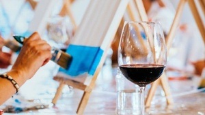 WINE & PAINT
