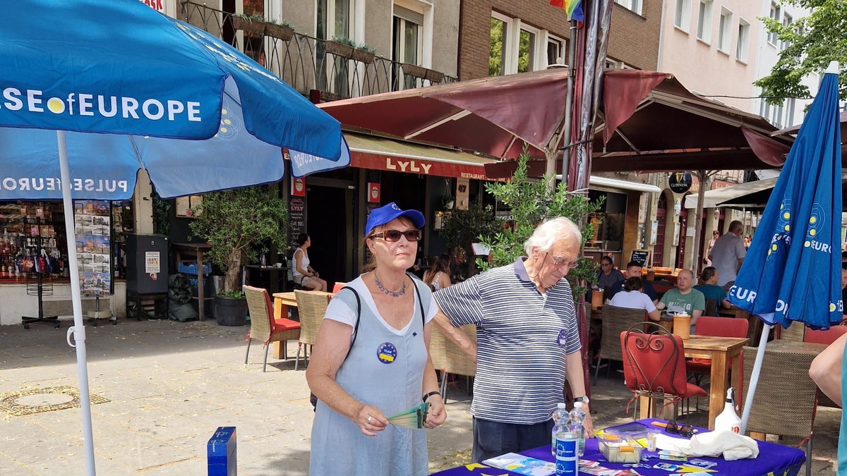 Send Unity Club Deutscher Rechtsruck sorgt Europa! - Pro-Europa-Kundgebung von Pulse of ...